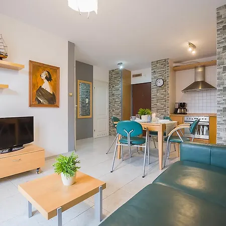 Vacationclub - Towarowa 18 Apartament 21