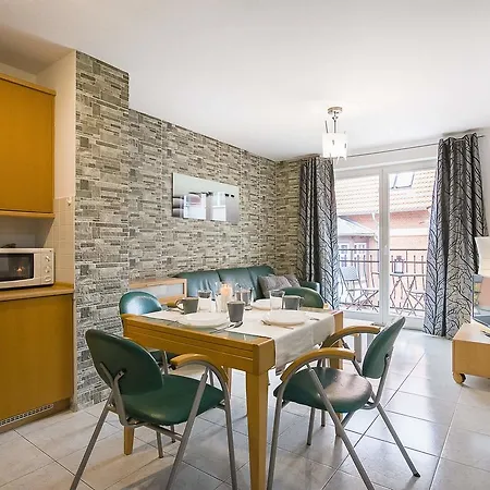 Vacationclub - Towarowa 18 Apartament 21